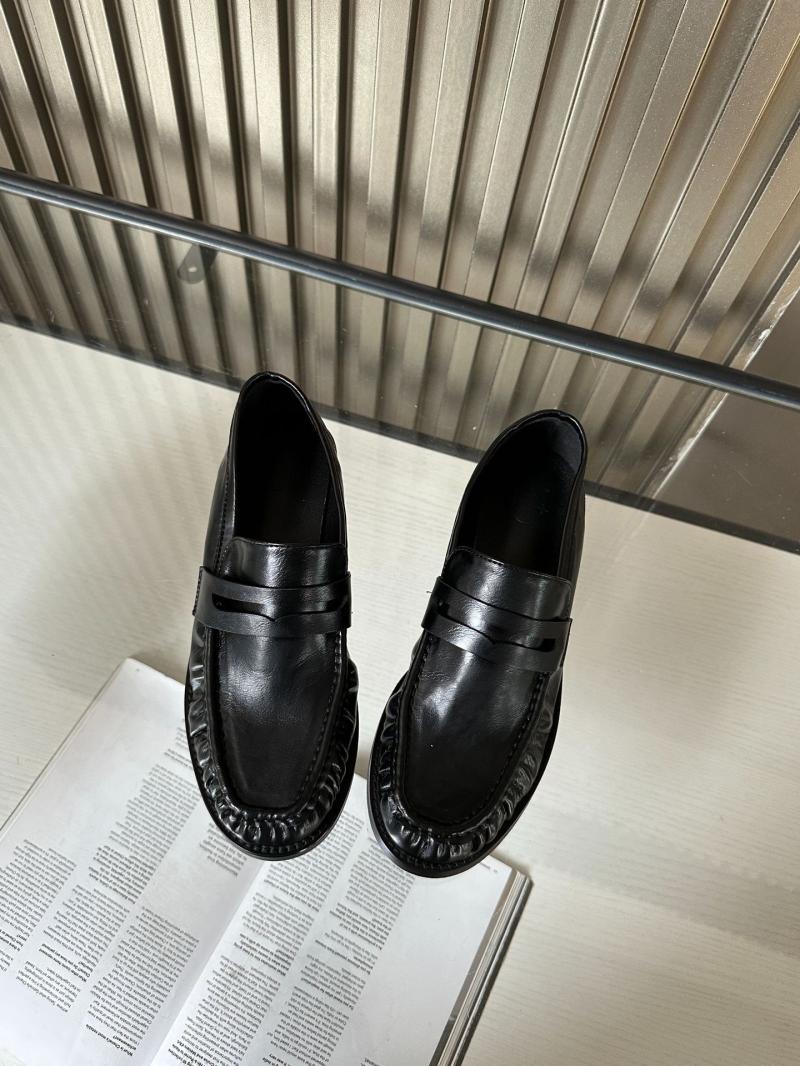 Mens Loafers | LE LOAFER penny slippers in shiny creased leather Black