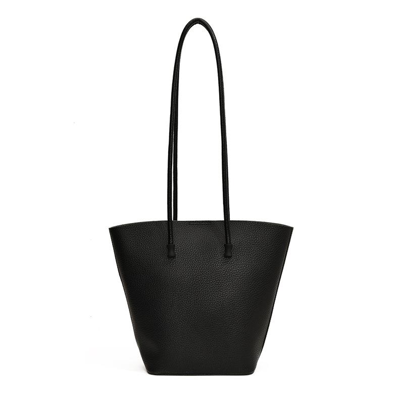 Mens Totes | BOLD SHOPPING BAG IN COATED CRINKLED LEATHER Black