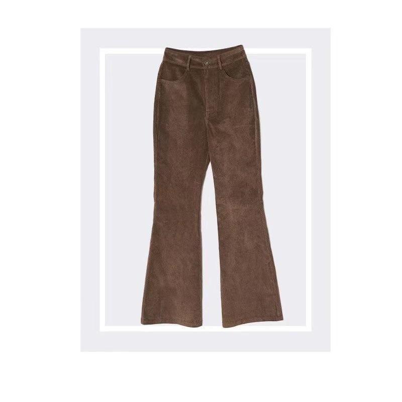 Womens Denim | bootcut pants in corduroy Brown